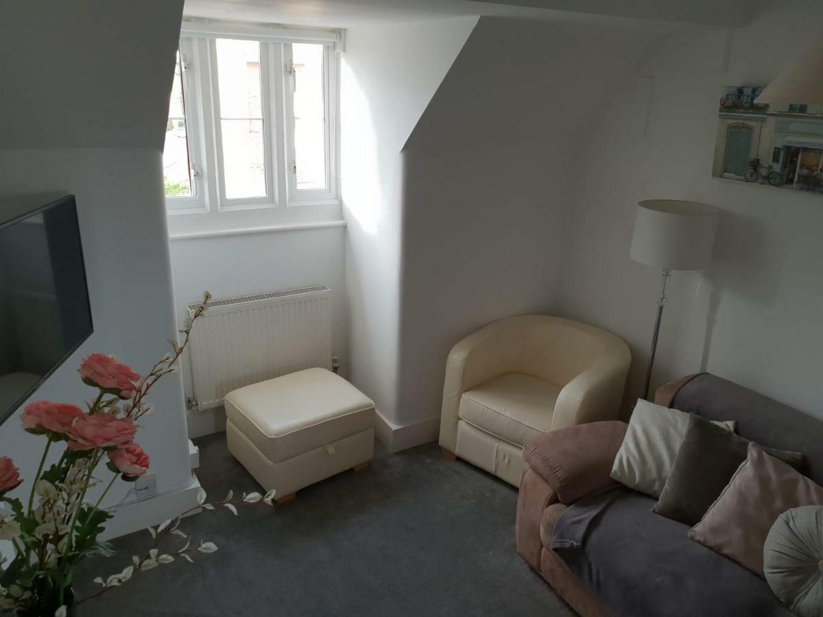 Central Windsor Apartments Bagian luar foto