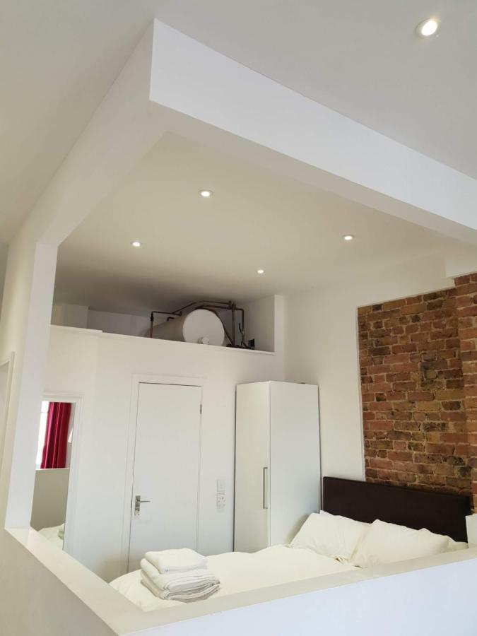 Central Windsor Apartments Bagian luar foto