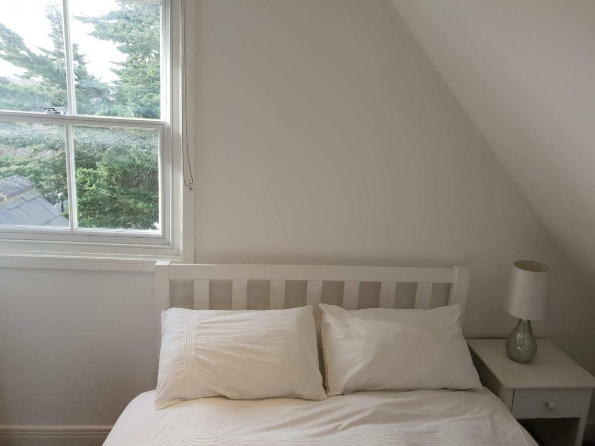 Central Windsor Apartments Bagian luar foto